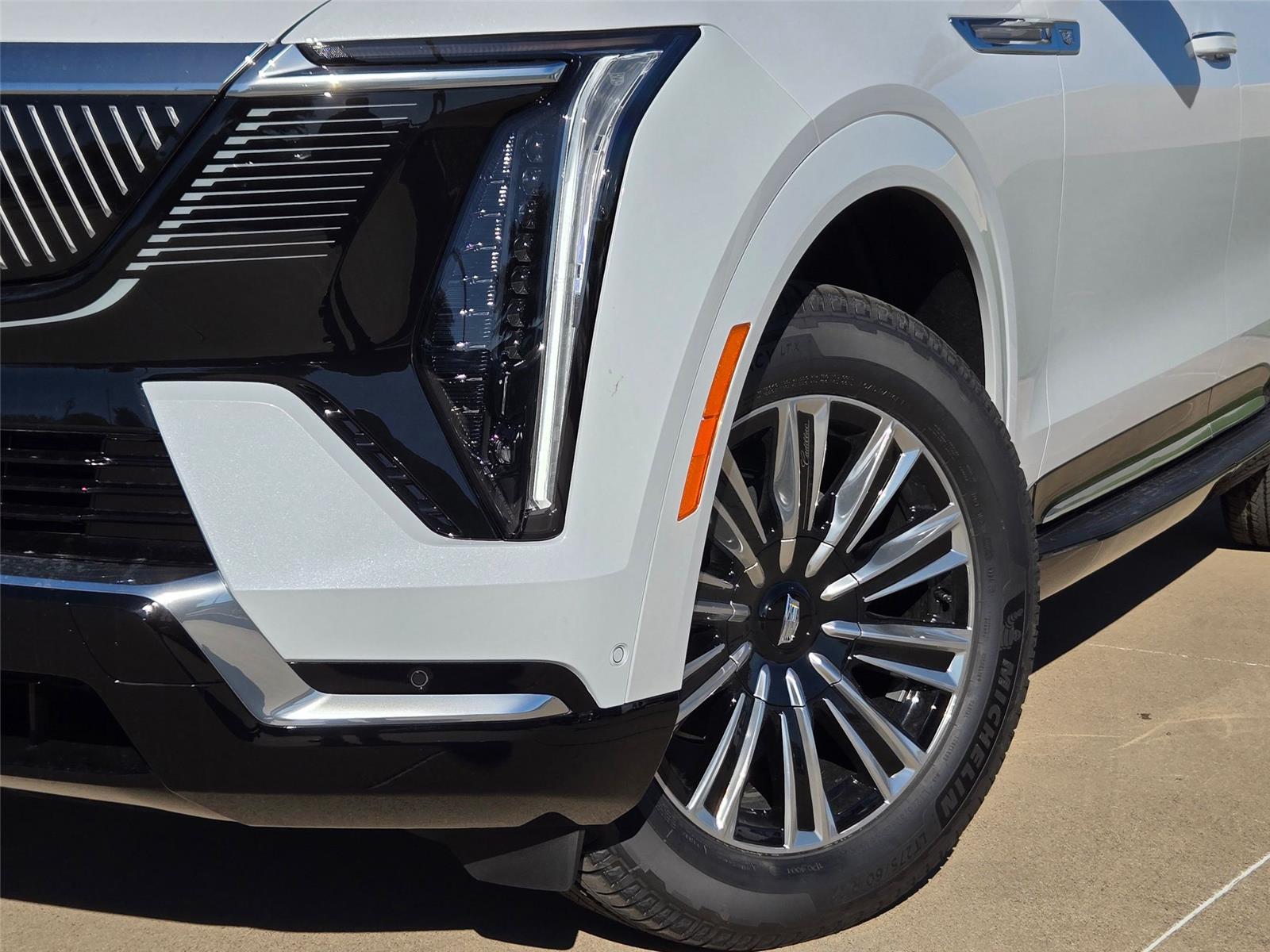 2026 Cadillac Escalade IQL Luxury - Photo 7