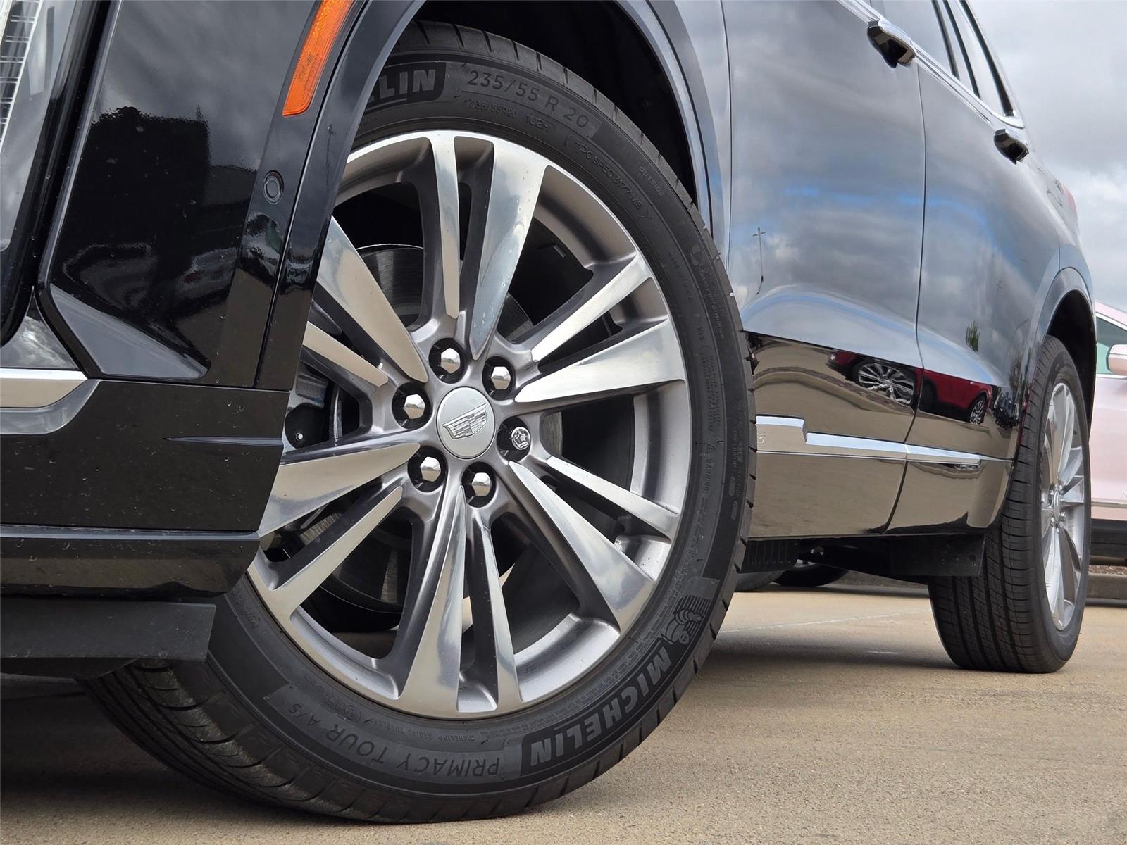 2025 Cadillac XT6 Premium Luxury - Photo 8