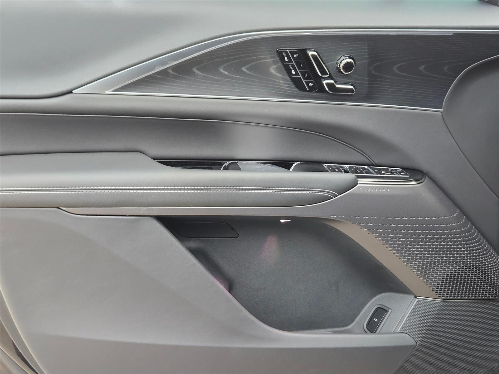 2026 Cadillac LYRIQ Sport - Photo 25