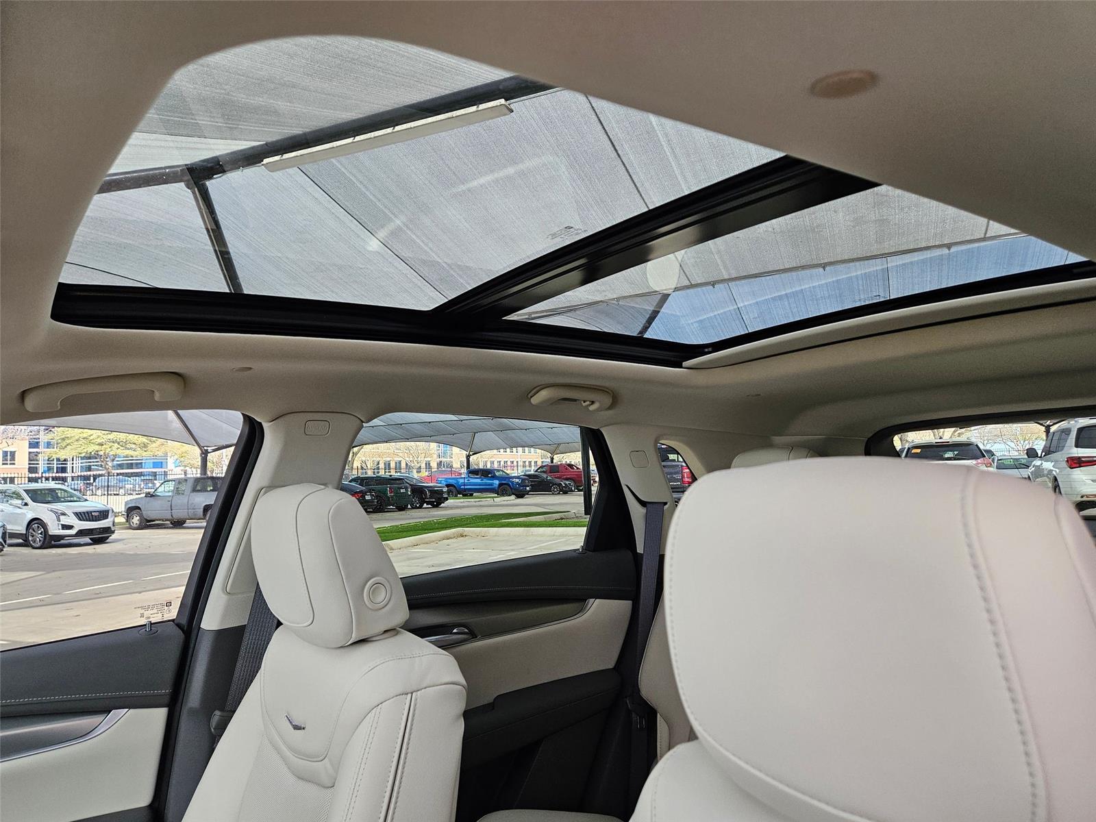 2026 Cadillac XT5 Premium Luxury - Photo 8