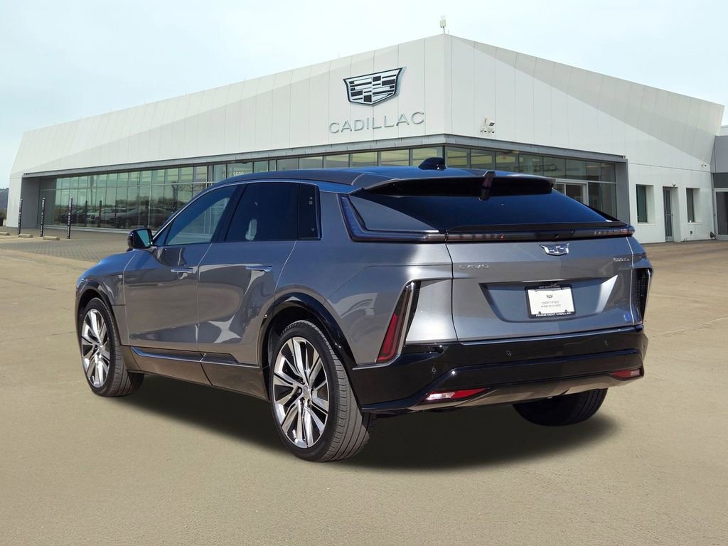 2024 Cadillac Lyriq Luxury photo 4