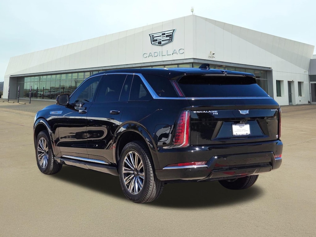 New 2026 CADILLAC ESCALADE IQ Luxury SUV