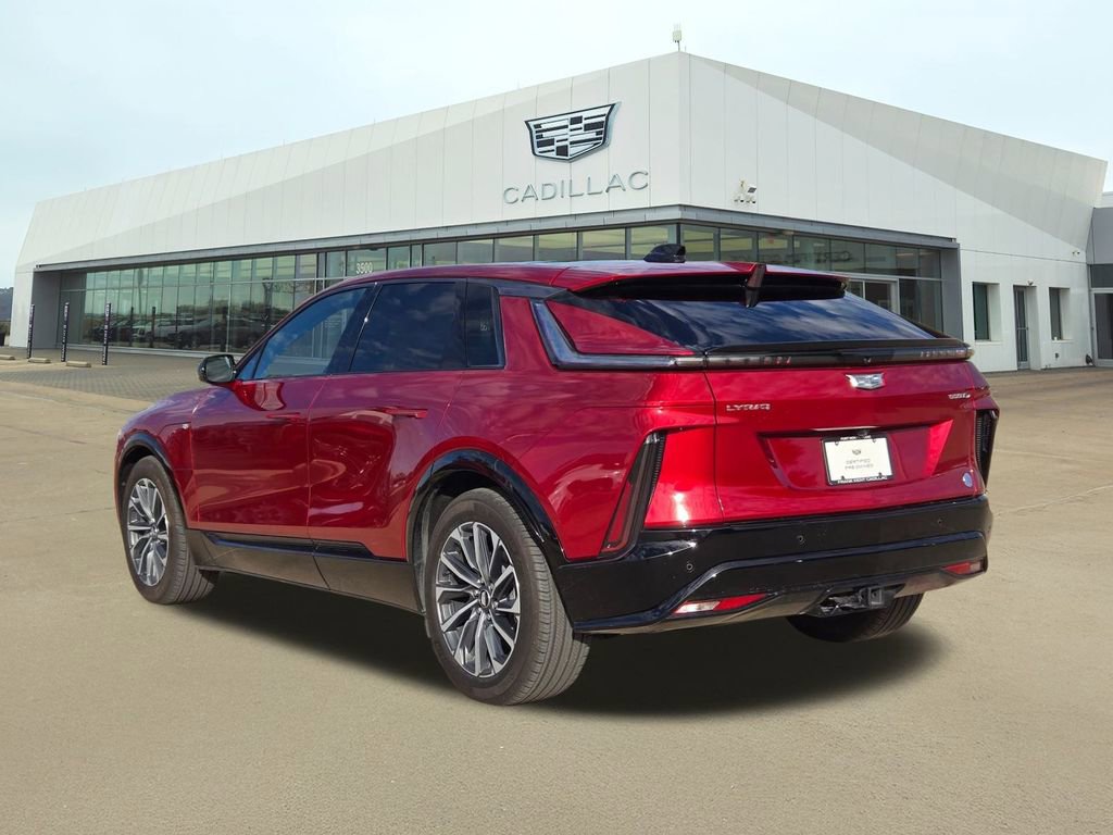 2024 Cadillac Lyriq Sport photo 4