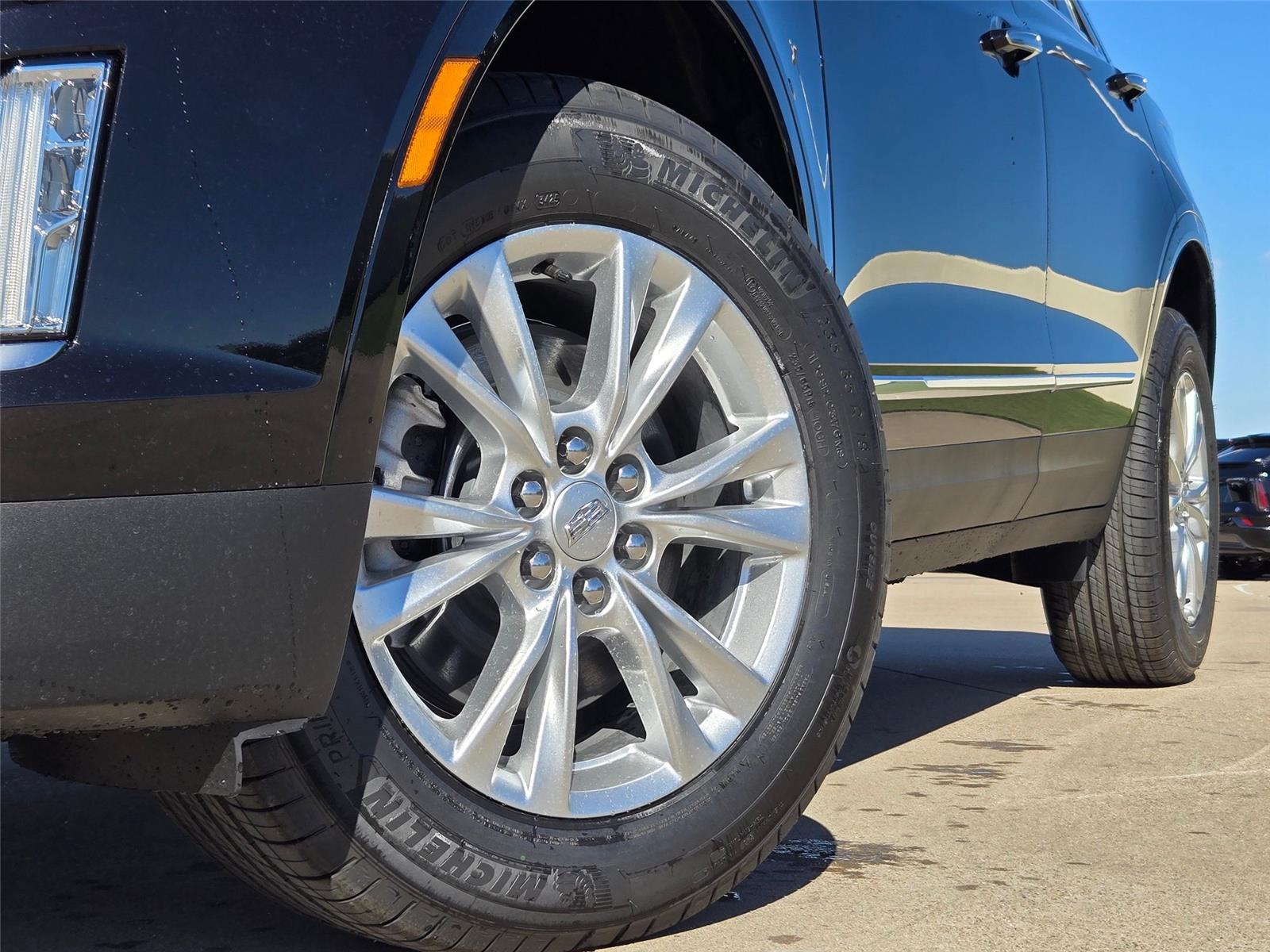 2026 Cadillac XT5 Luxury - Photo 8