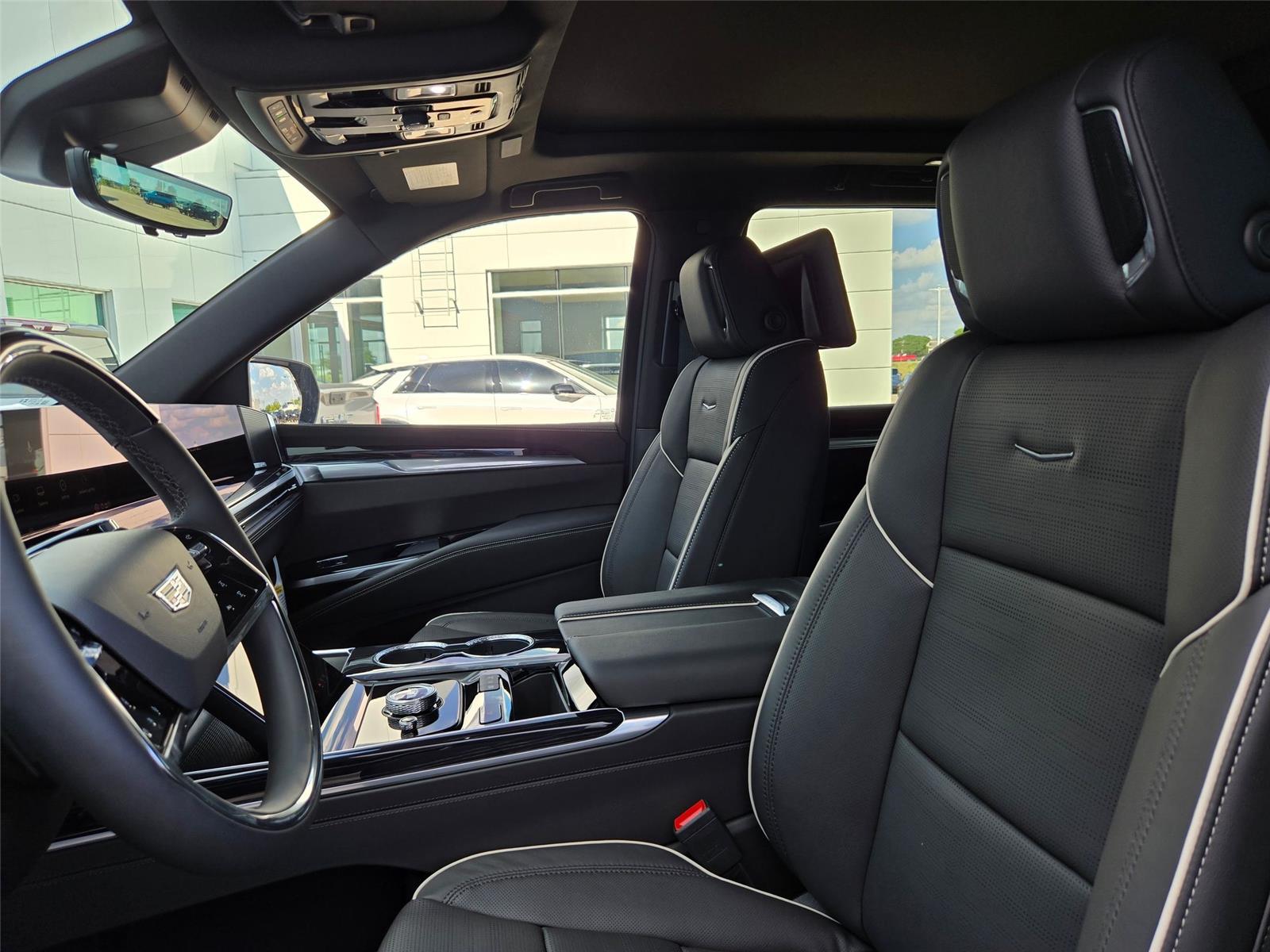 2026 Cadillac Escalade Sport - Photo 29