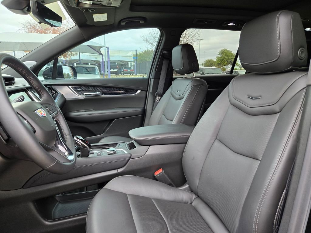 2025 Cadillac XT6 Premium Luxury - Photo 27