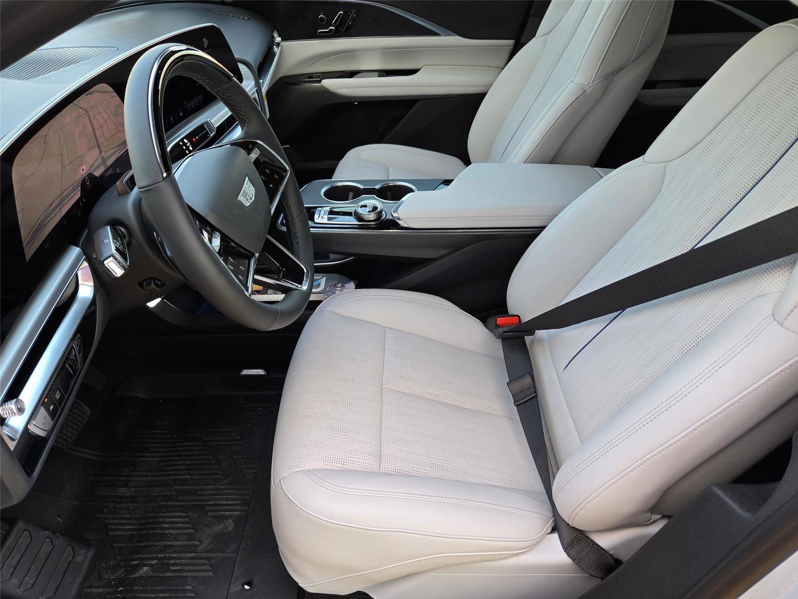 2026 Cadillac LYRIQ Luxury - Photo 11