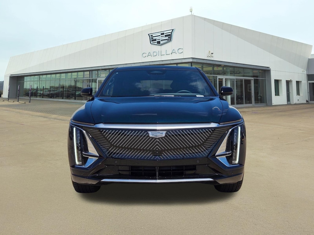New 2026 CADILLAC LYRIQ Luxury SUV