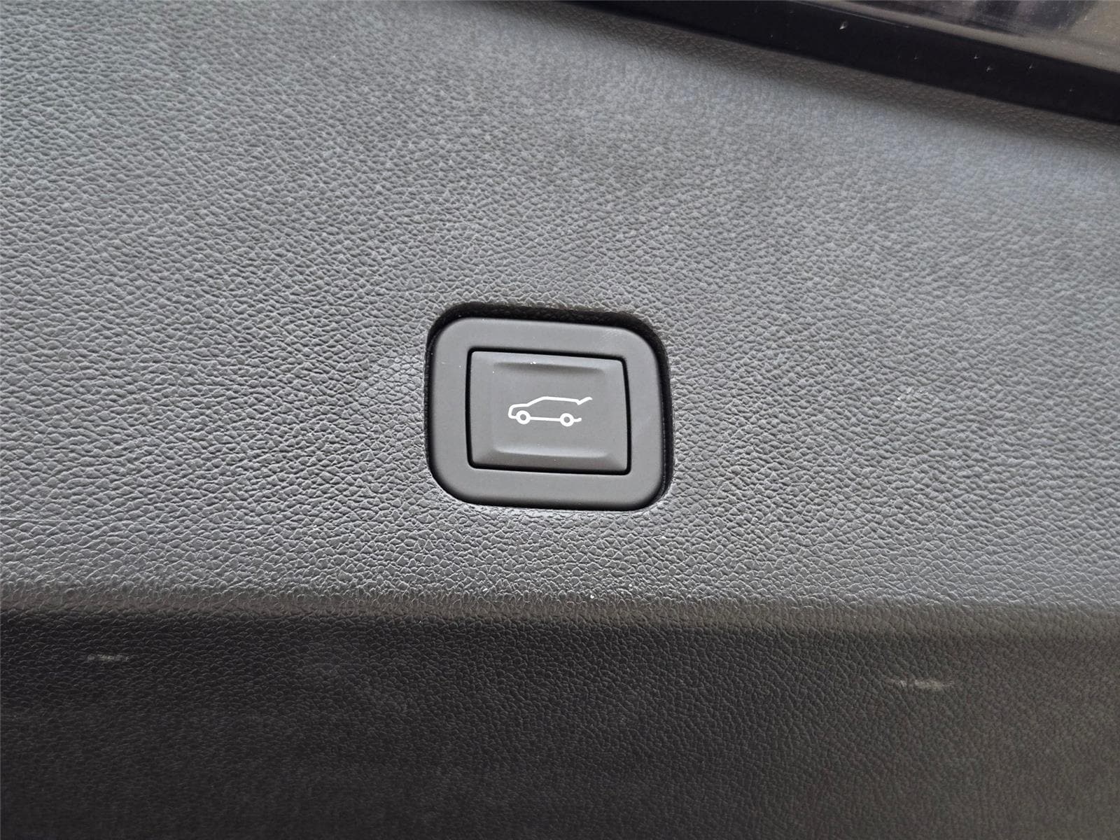 2025 Cadillac XT6 Premium Luxury - Photo 33