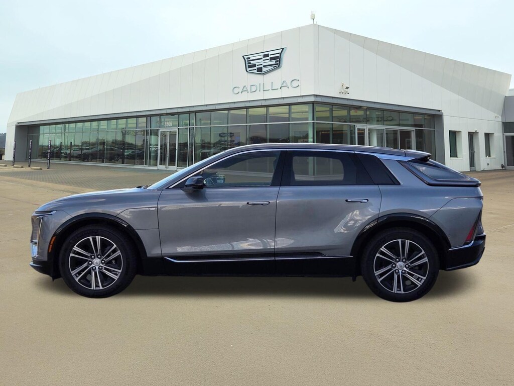New 2026 CADILLAC LYRIQ Premium Luxury SUV