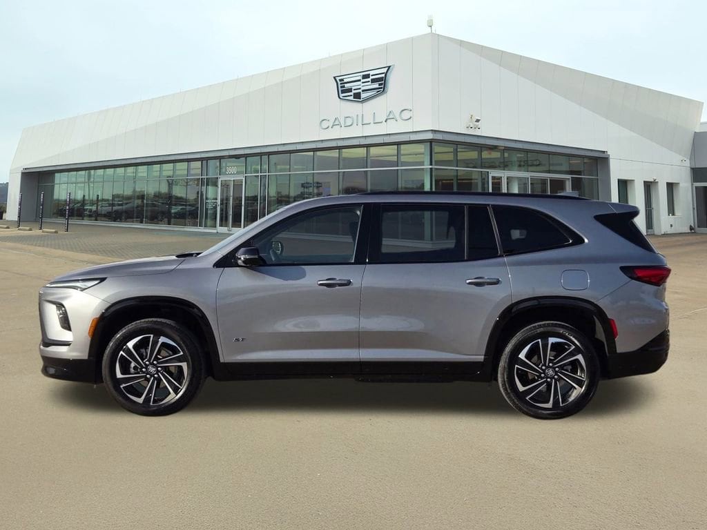 Used 2025 Buick Enclave Sport Touring SUV