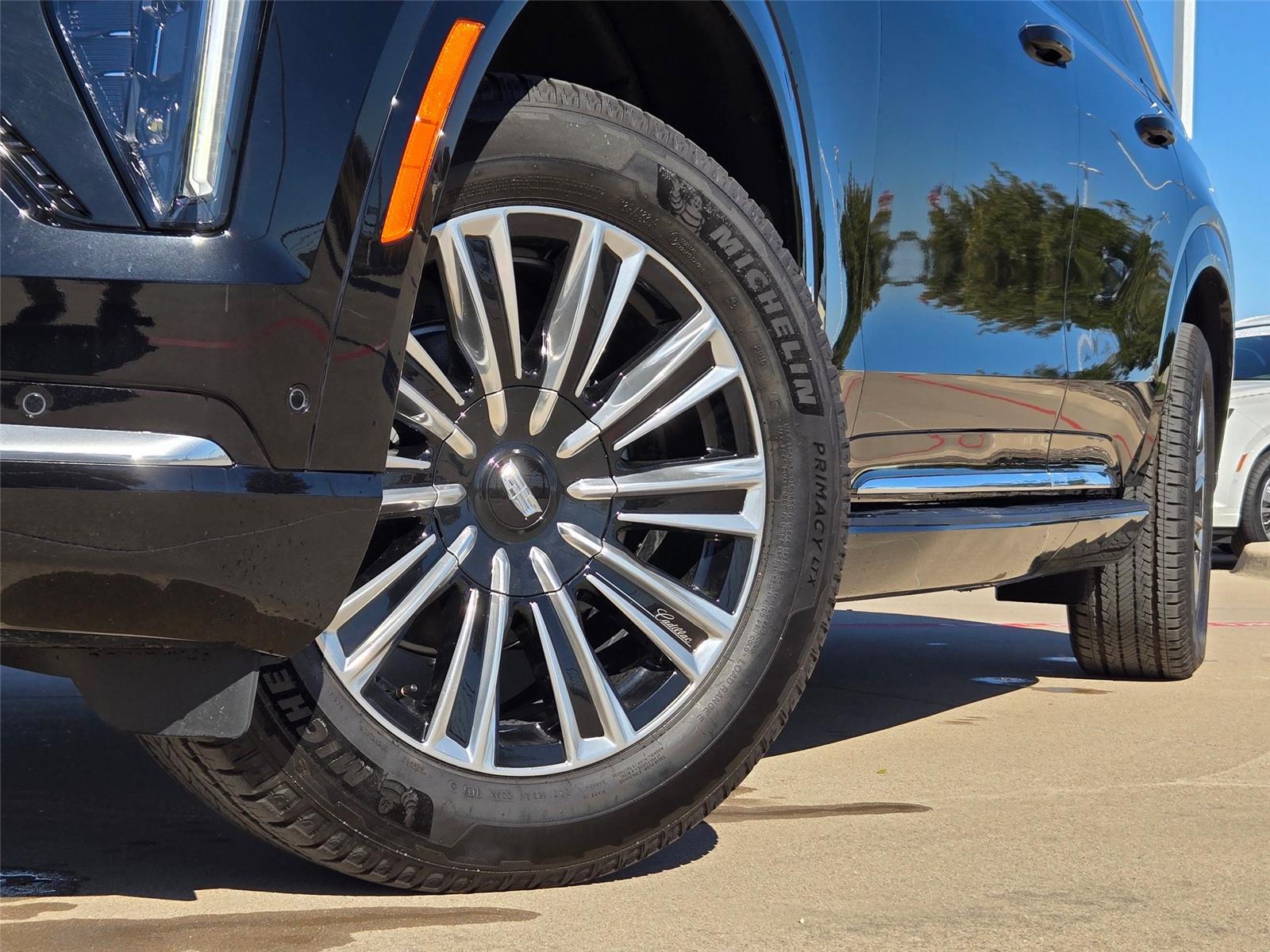 2026 Cadillac Escalade IQ Luxury - Photo 8