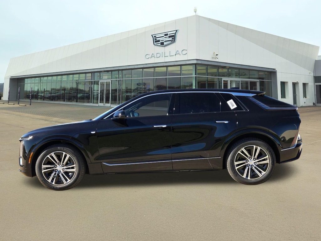 New 2026 CADILLAC LYRIQ Luxury SUV