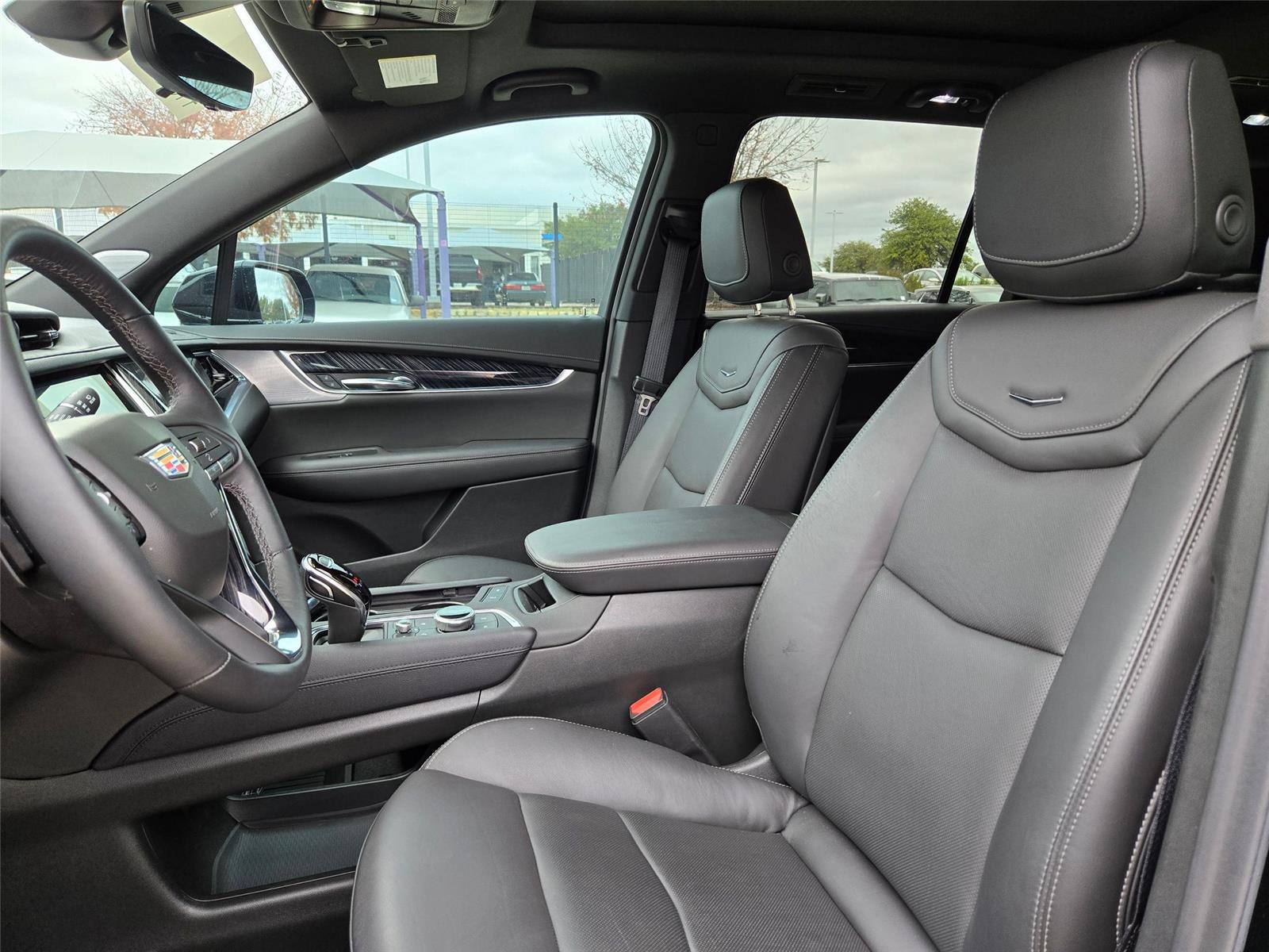 2025 Cadillac XT6 Premium Luxury - Photo 27