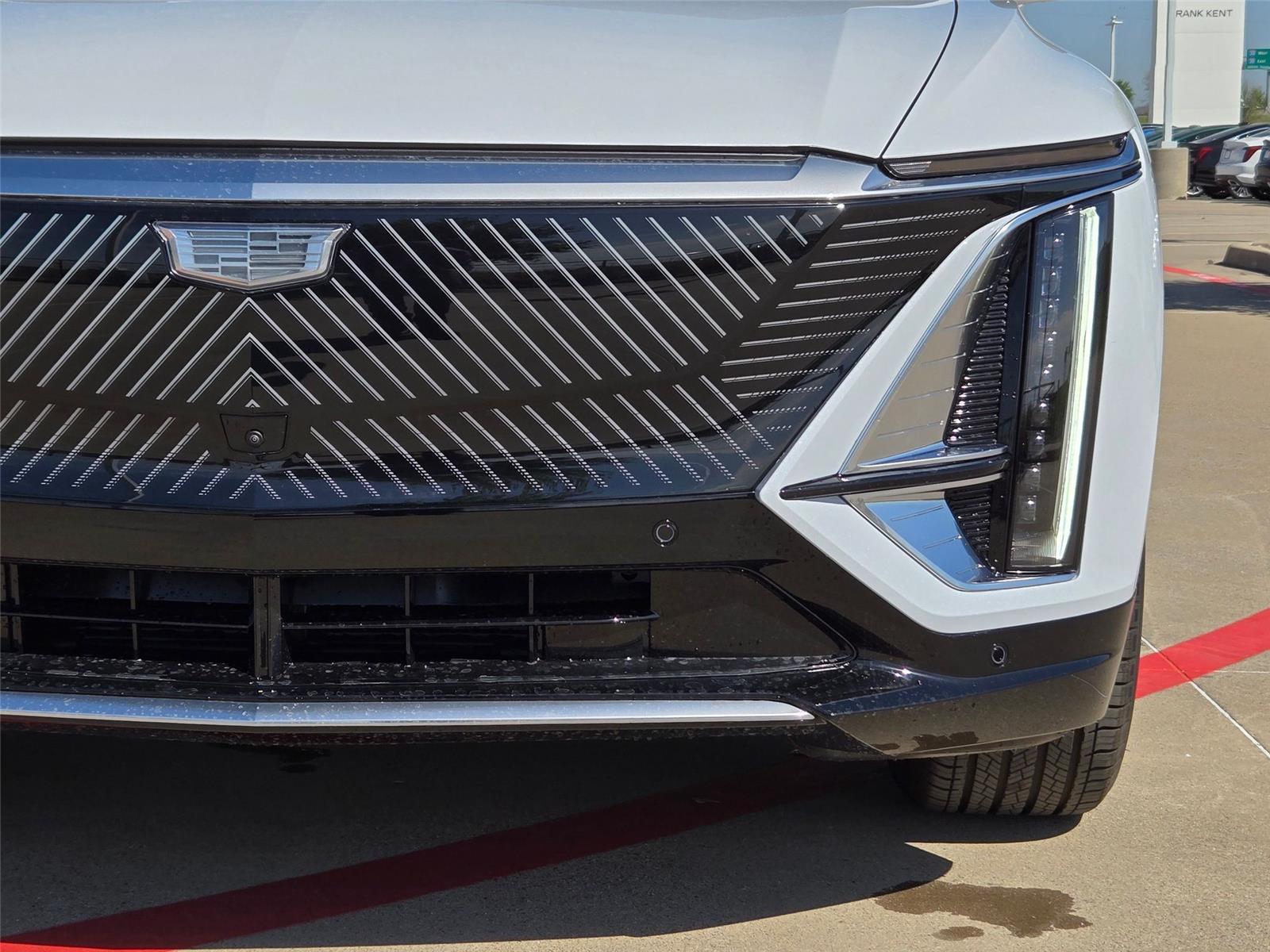 2026 Cadillac LYRIQ Luxury - Photo 6
