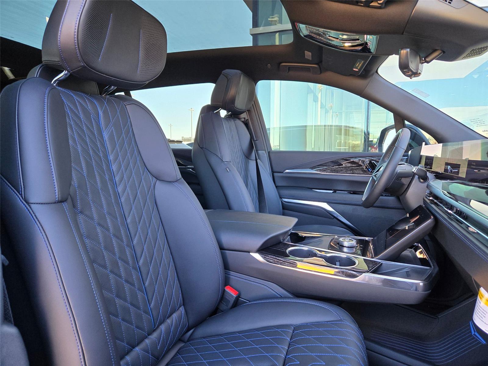 2026 Cadillac Escalade IQ Luxury - Photo 29