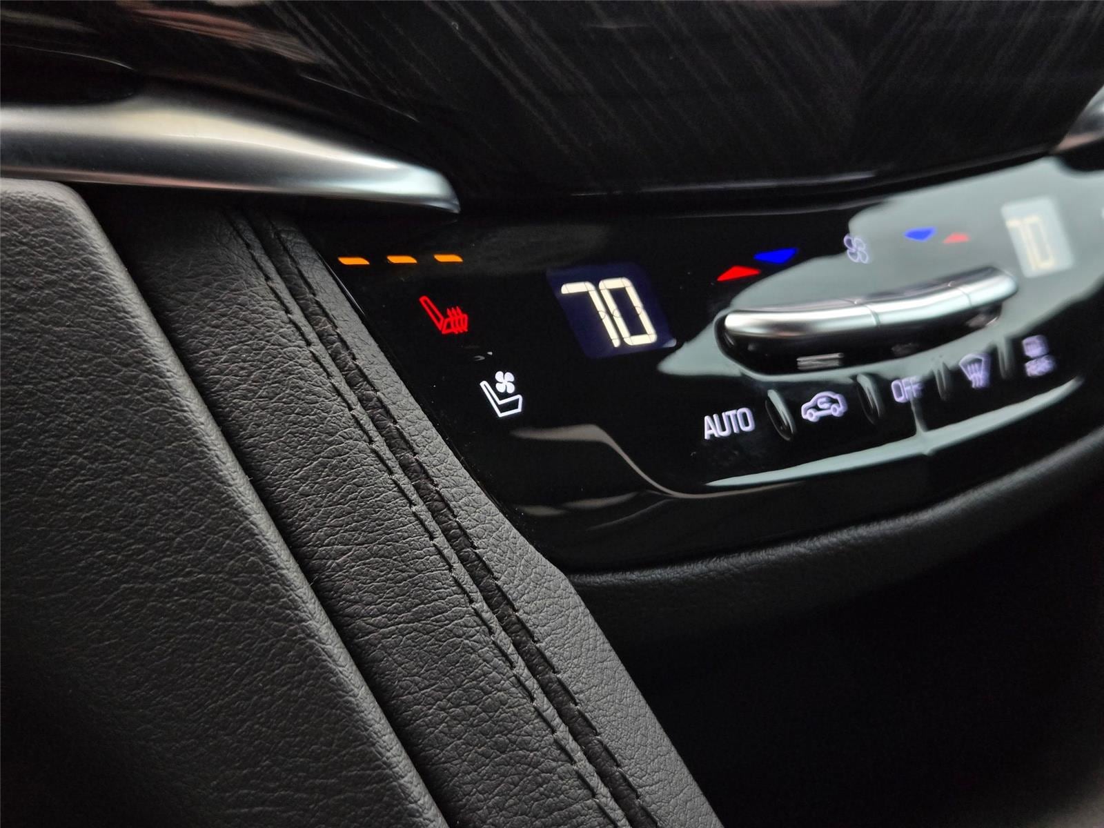 2025 Cadillac XT6 Premium Luxury - Photo 21