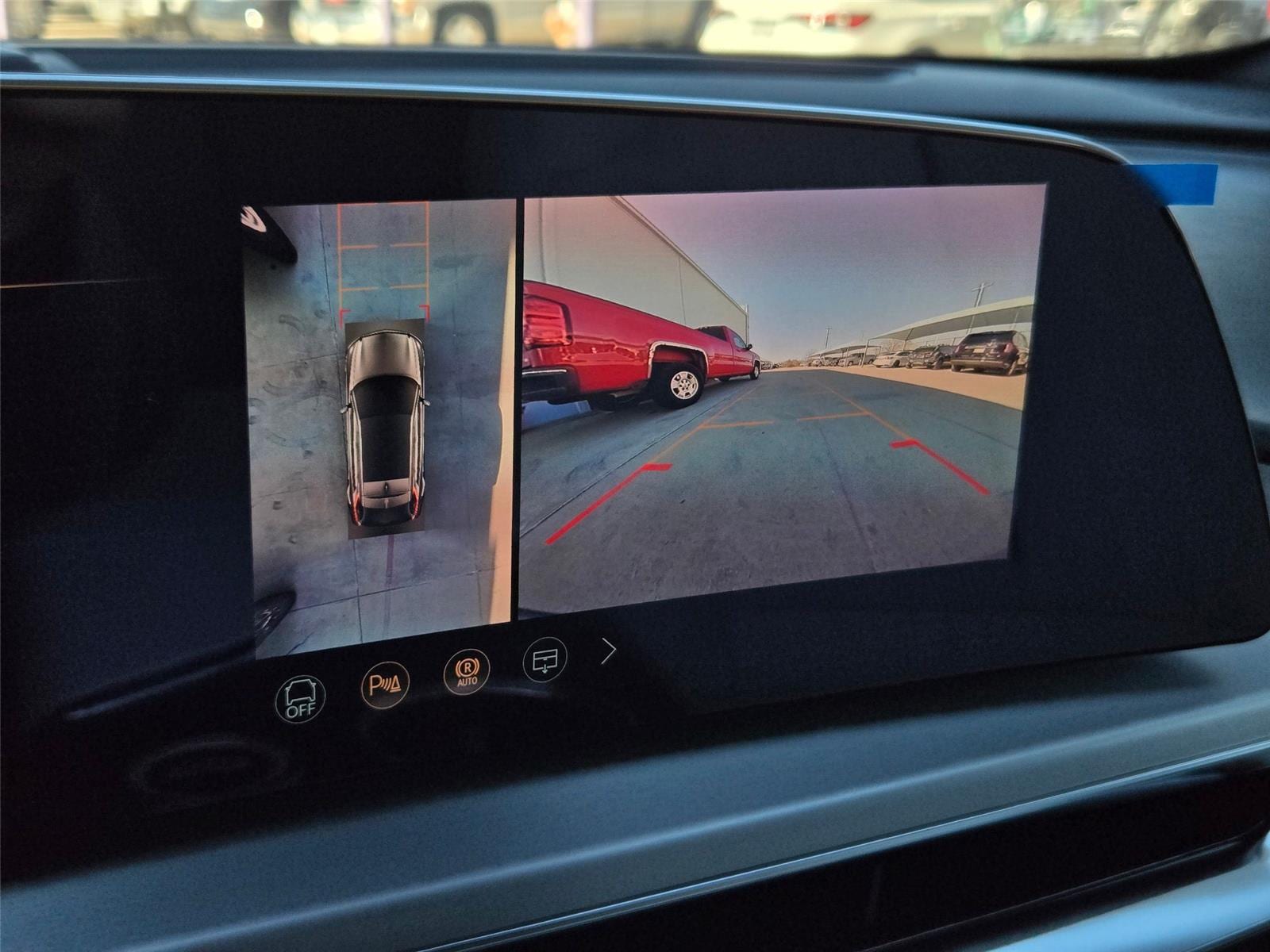 2026 Cadillac LYRIQ Sport - Photo 19