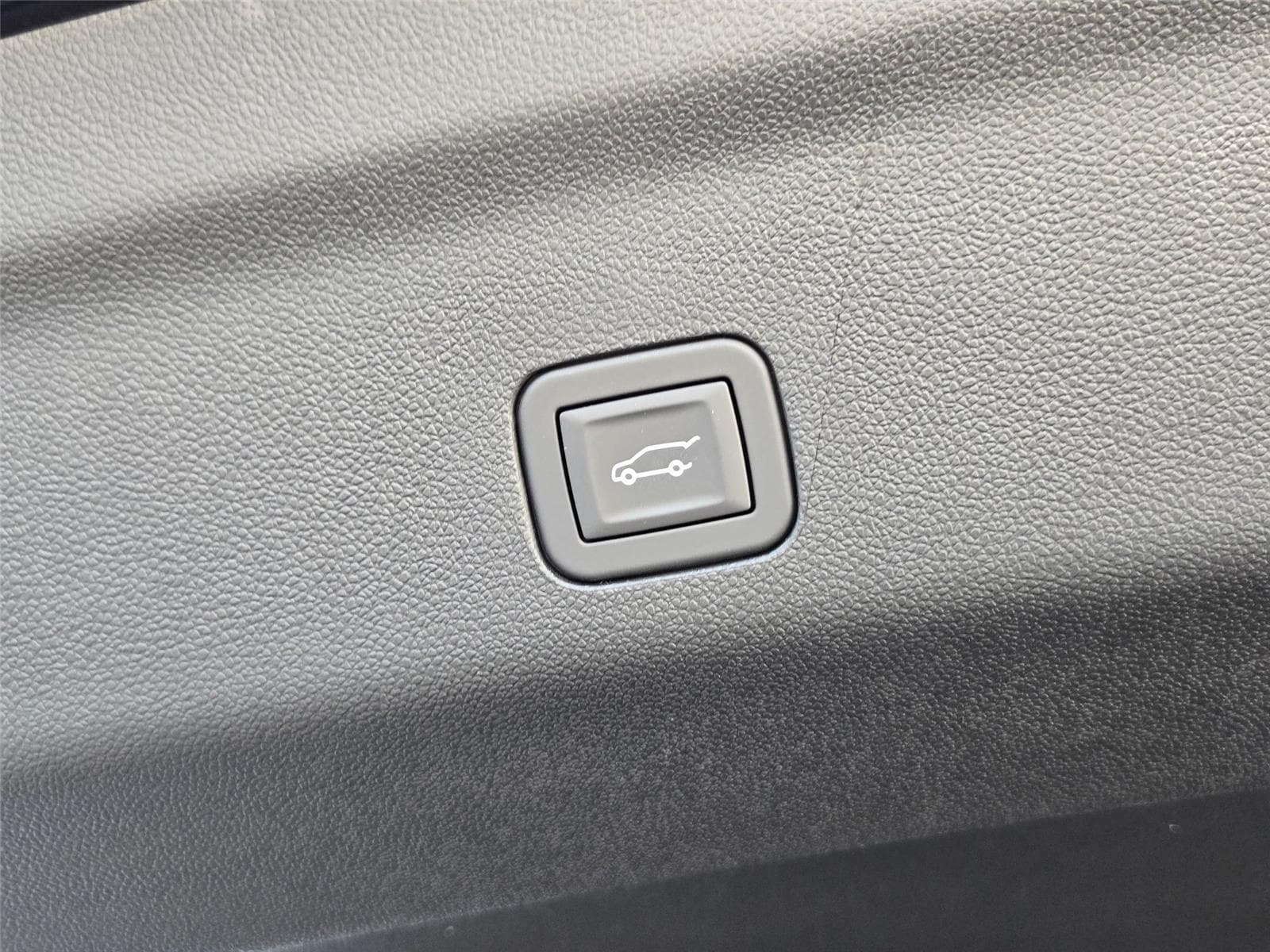 2026 Cadillac Escalade Sport - Photo 35