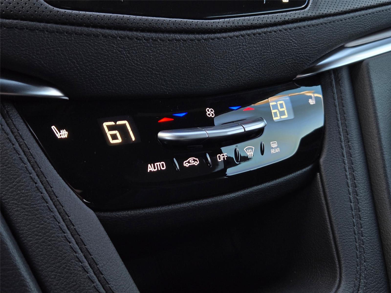 2026 Cadillac XT5 Luxury - Photo 19
