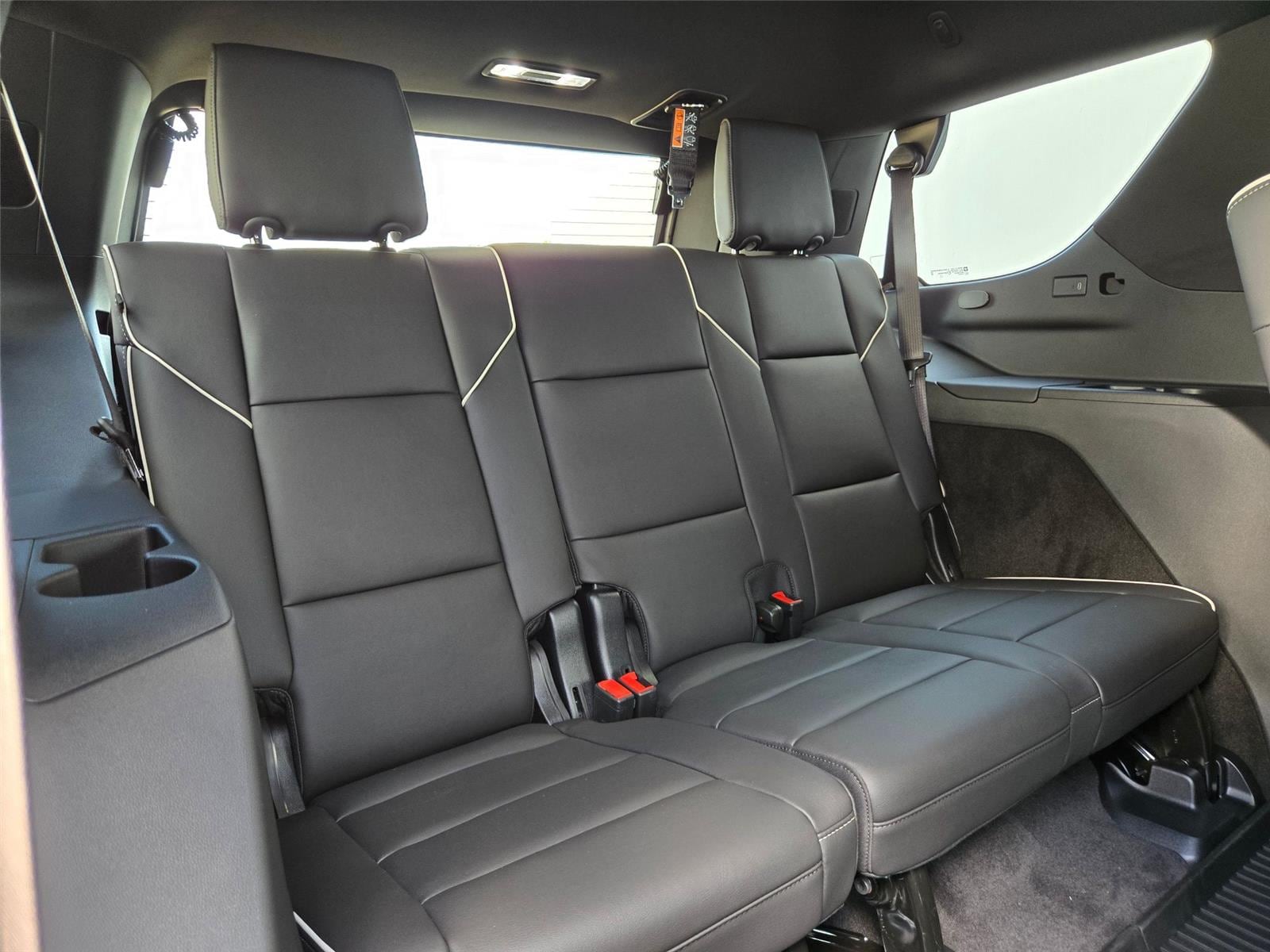 2026 Cadillac Escalade Sport - Photo 33