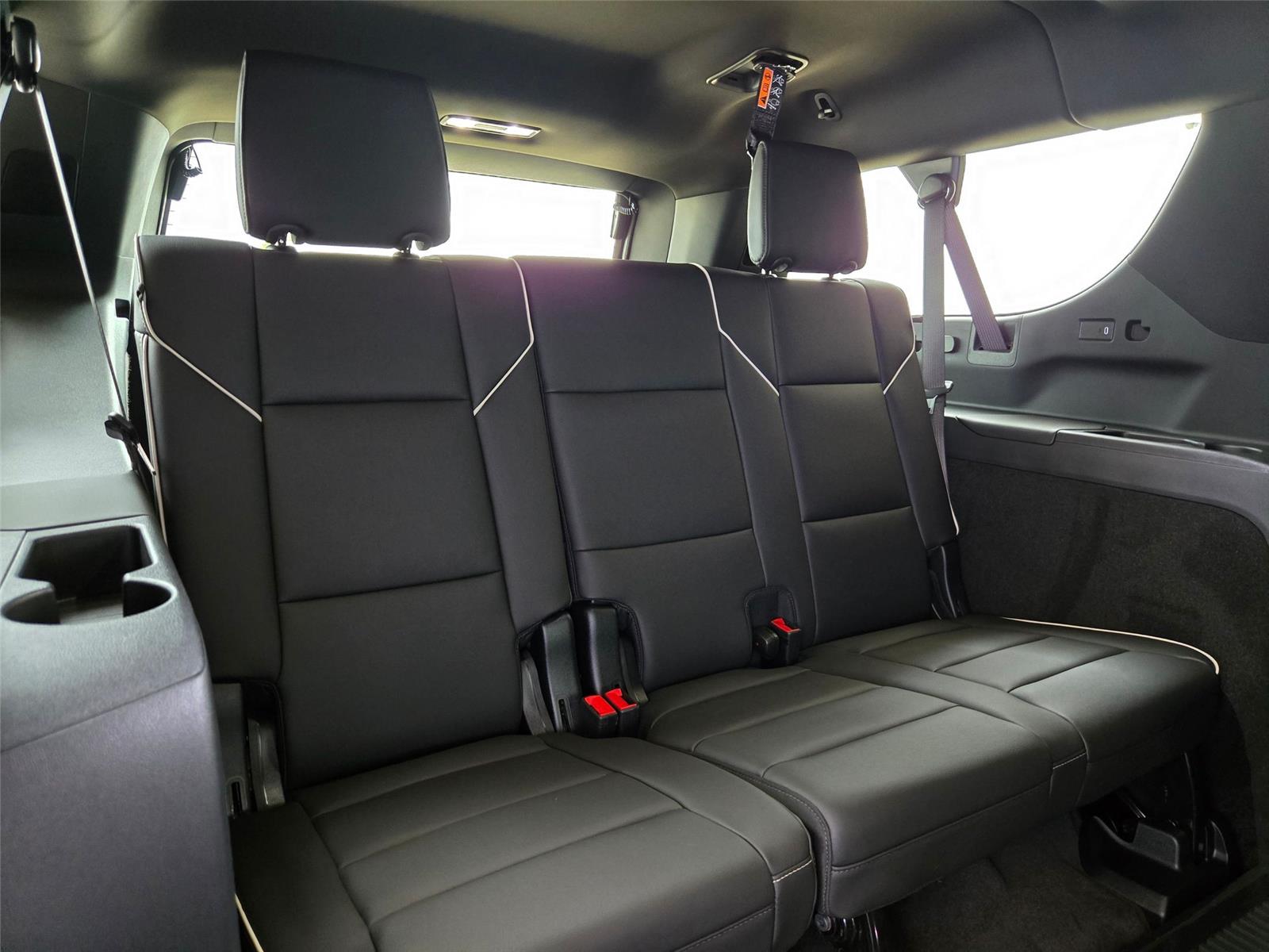 2026 Cadillac Escalade ESV Sport - Photo 33