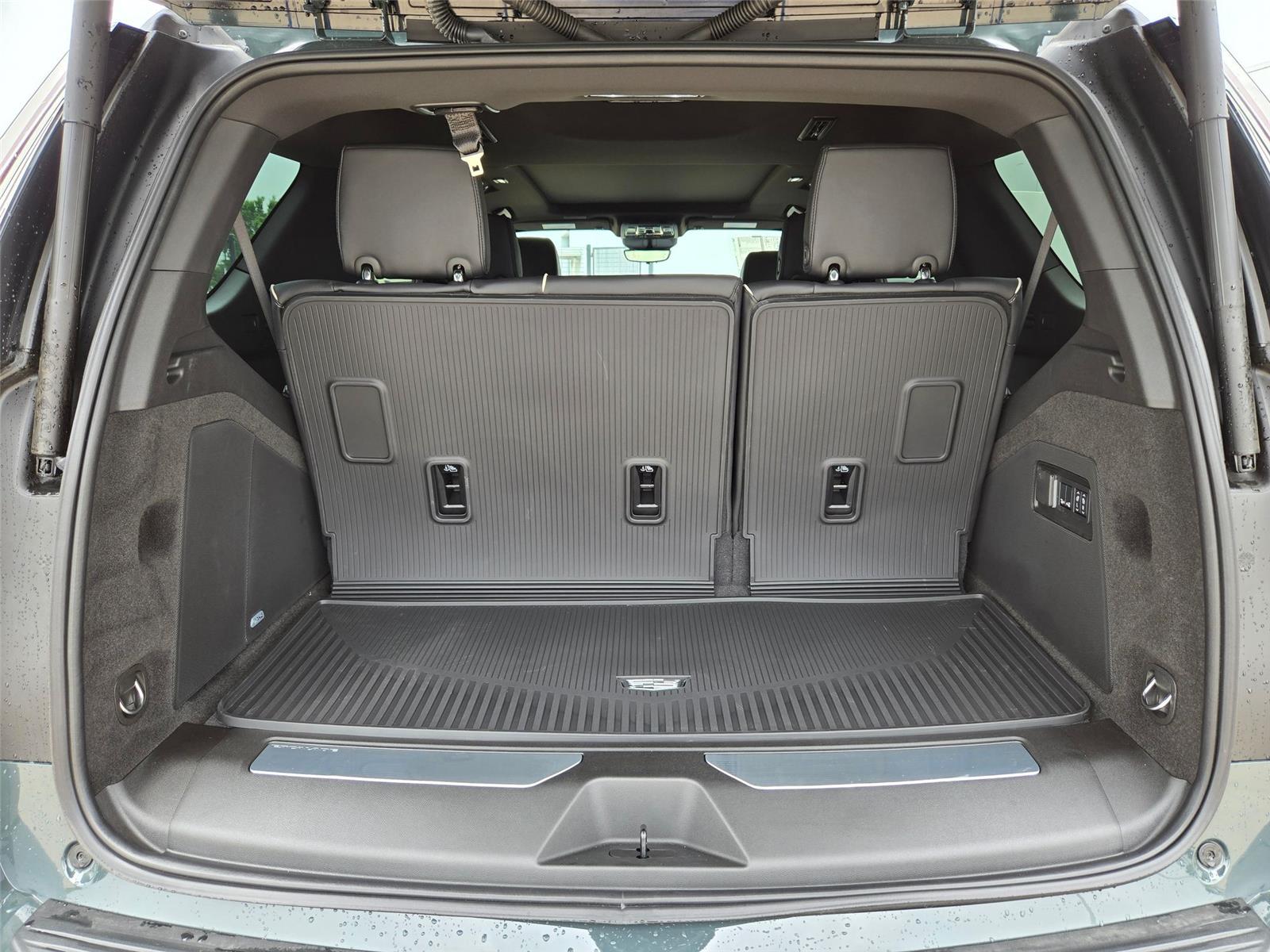 2026 Cadillac Escalade Luxury - Photo 33