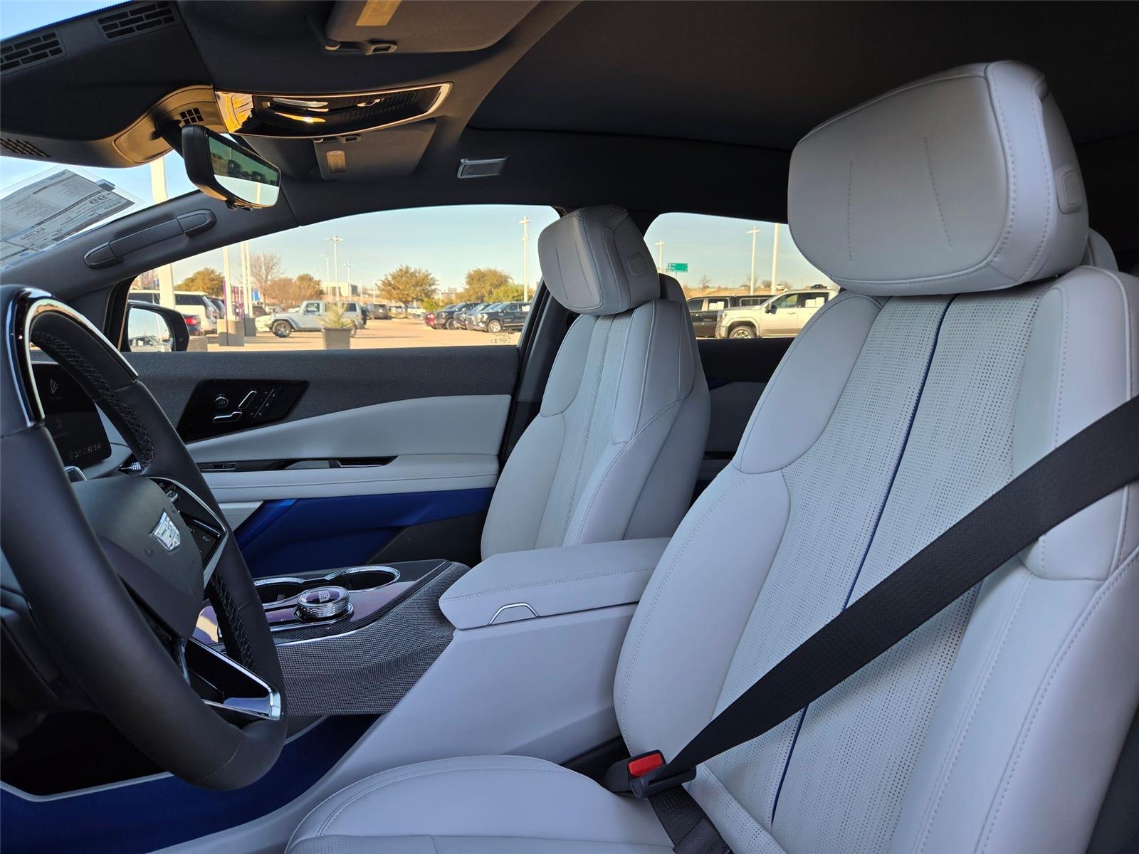 2026 Cadillac OPTIQ Premium Sport - Photo 28