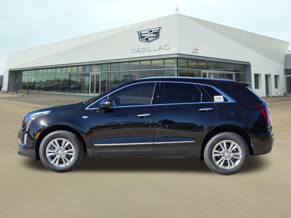 New 2026 CADILLAC XT5 Luxury SUV
