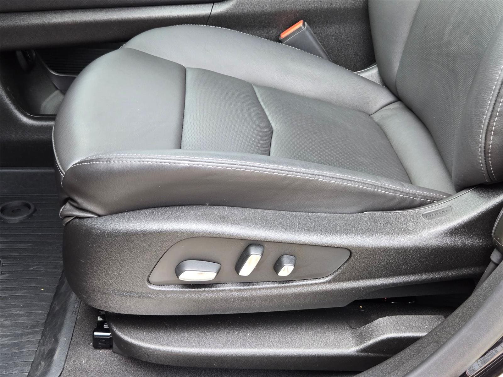 2026 Cadillac XT5 Sport - Photo 27