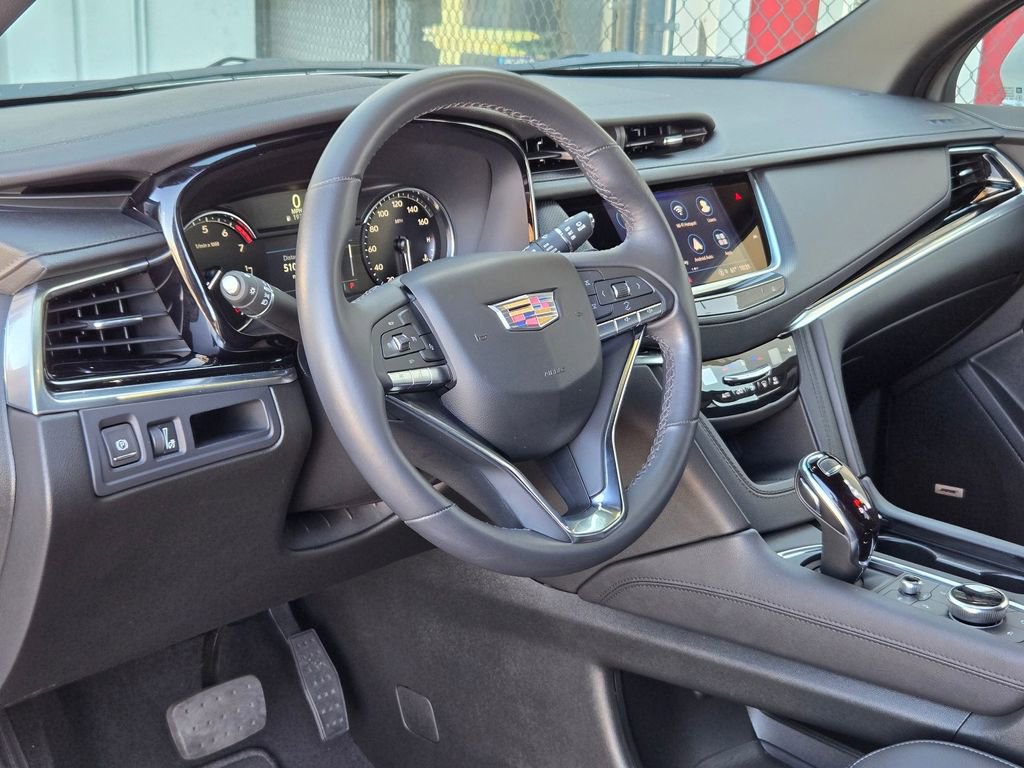 2025 Cadillac XT6 Luxury - Photo 10