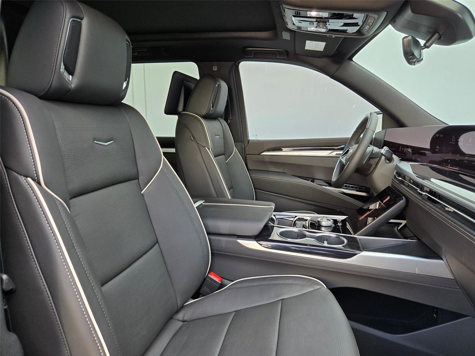 2026 Cadillac Escalade Sport - Photo 30