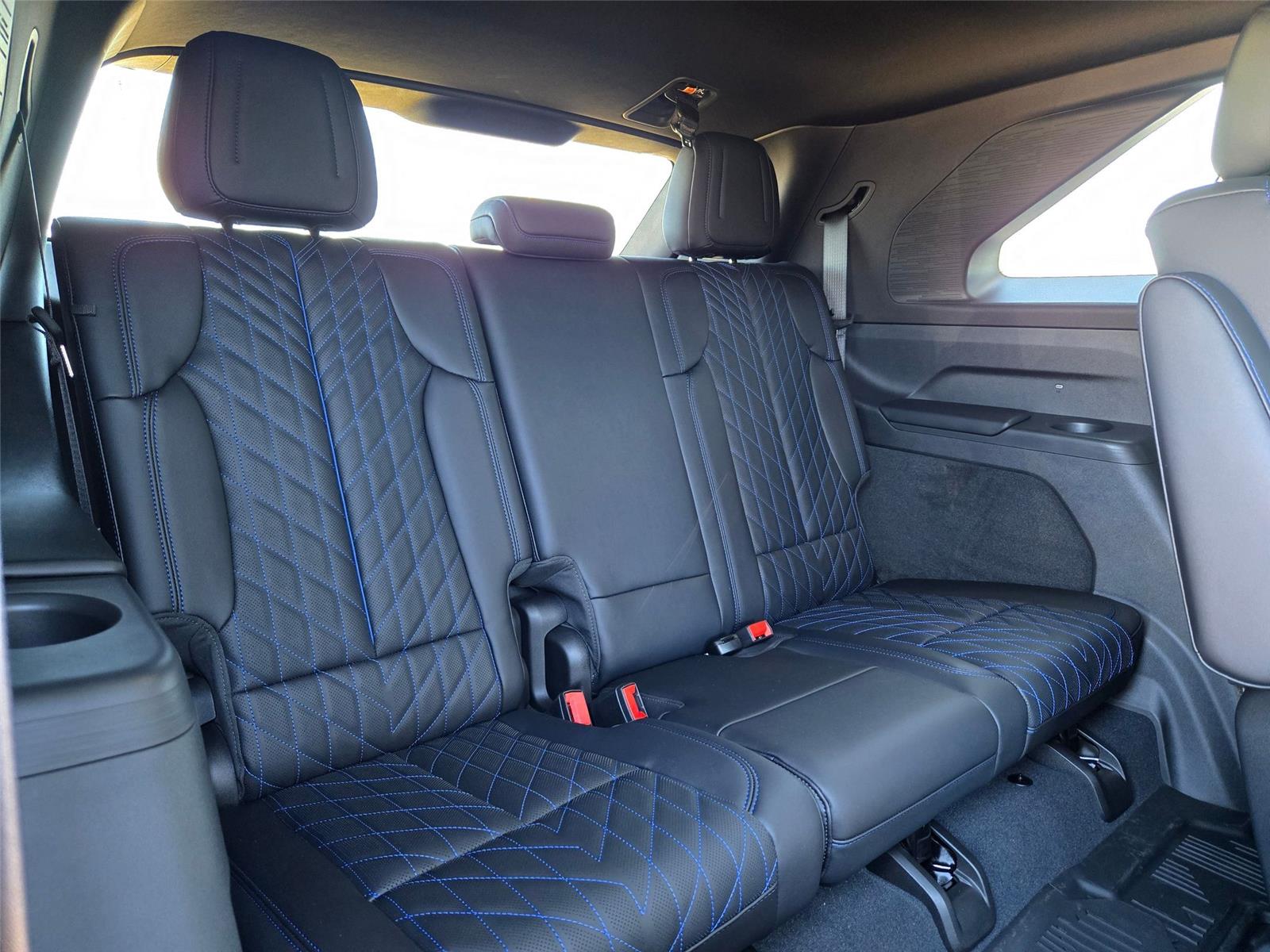 2026 Cadillac Escalade IQ Luxury - Photo 31