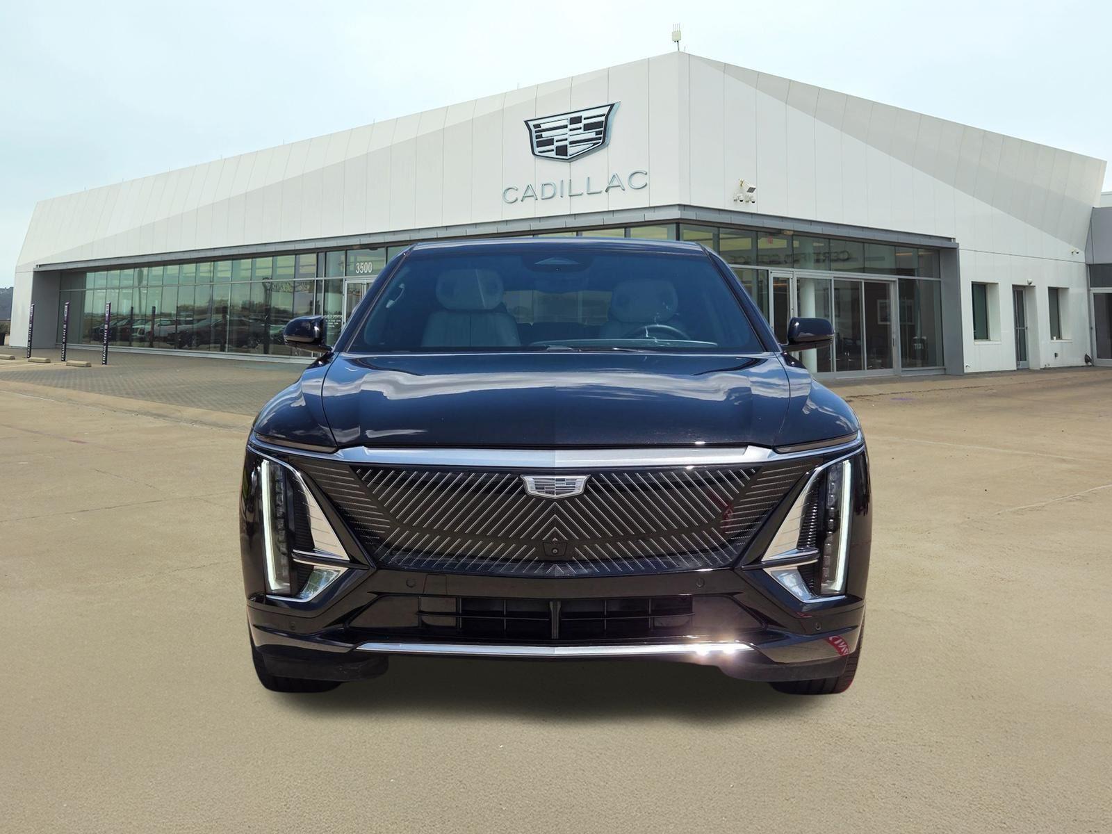 Used 2024 Cadillac LYRIQ Luxury 3 with VIN 1GYKPSRL5RZ132123 for sale in Fort Worth, TX