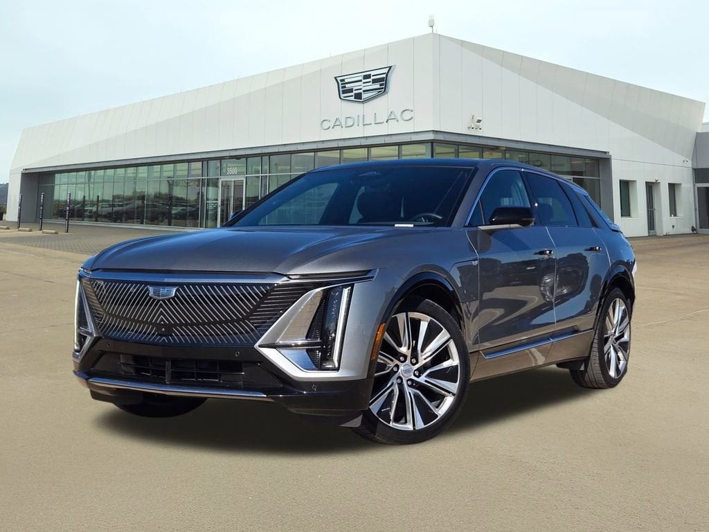 2024 Cadillac LYRIQ Luxury 3's photo