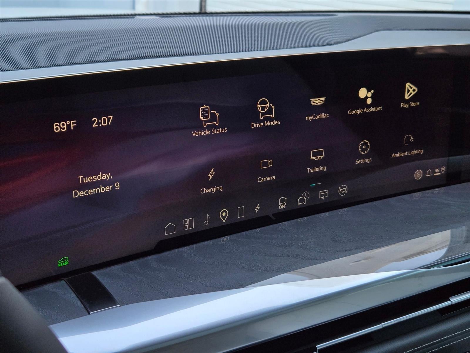 2026 Cadillac Escalade IQL Luxury - Photo 18