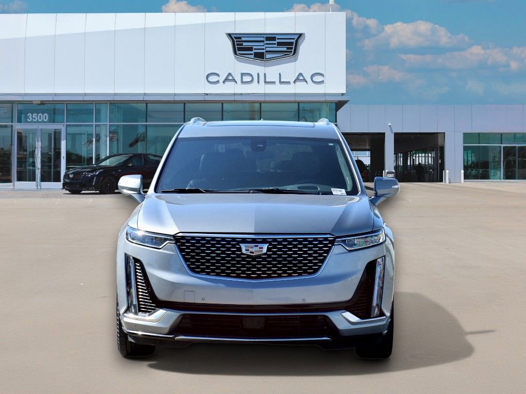 2025 Cadillac XT6 Premium Luxury photo 2