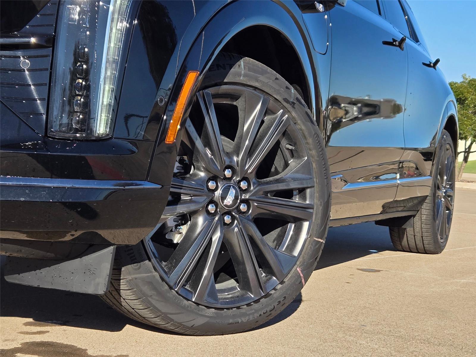 2026 Cadillac OPTIQ Premium Sport - Photo 8