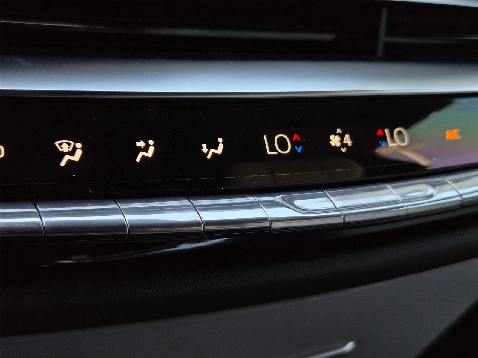 2026 Cadillac LYRIQ Luxury - Photo 22