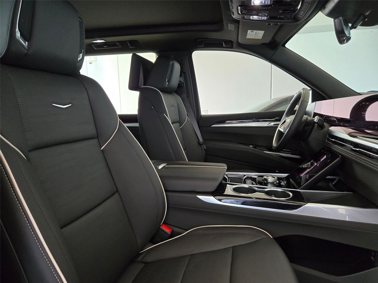 2026 Cadillac Escalade ESV Sport - Photo 30