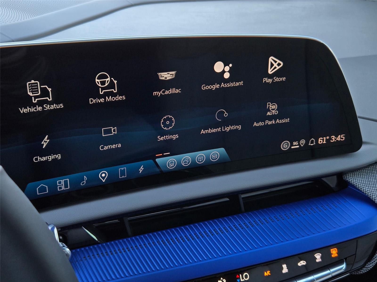 2026 Cadillac OPTIQ Premium Sport - Photo 18