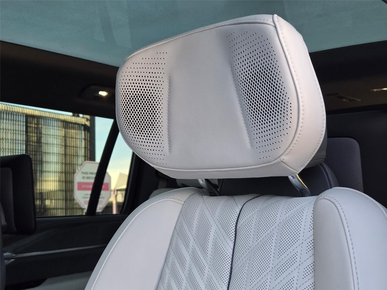2026 Cadillac Escalade IQL Luxury - Photo 12