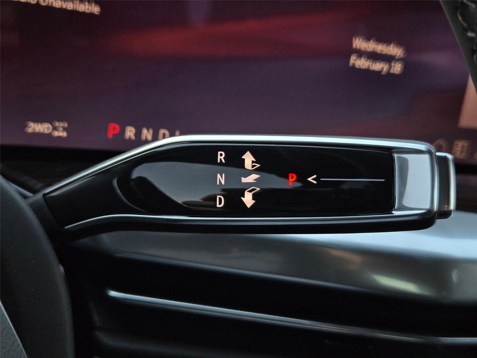 2026 Cadillac Escalade Luxury - Photo 24