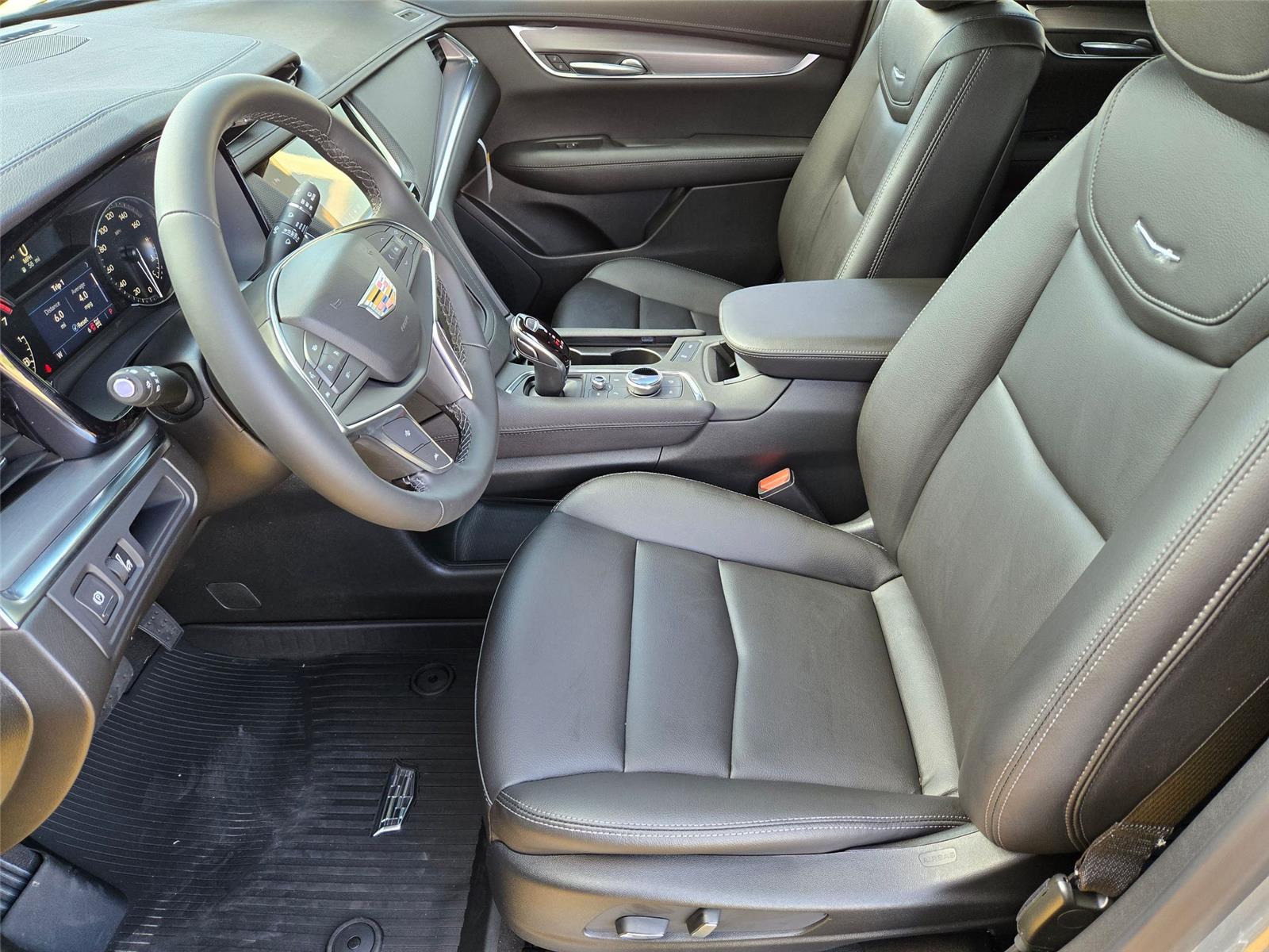 2026 Cadillac XT5 Luxury - Photo 10