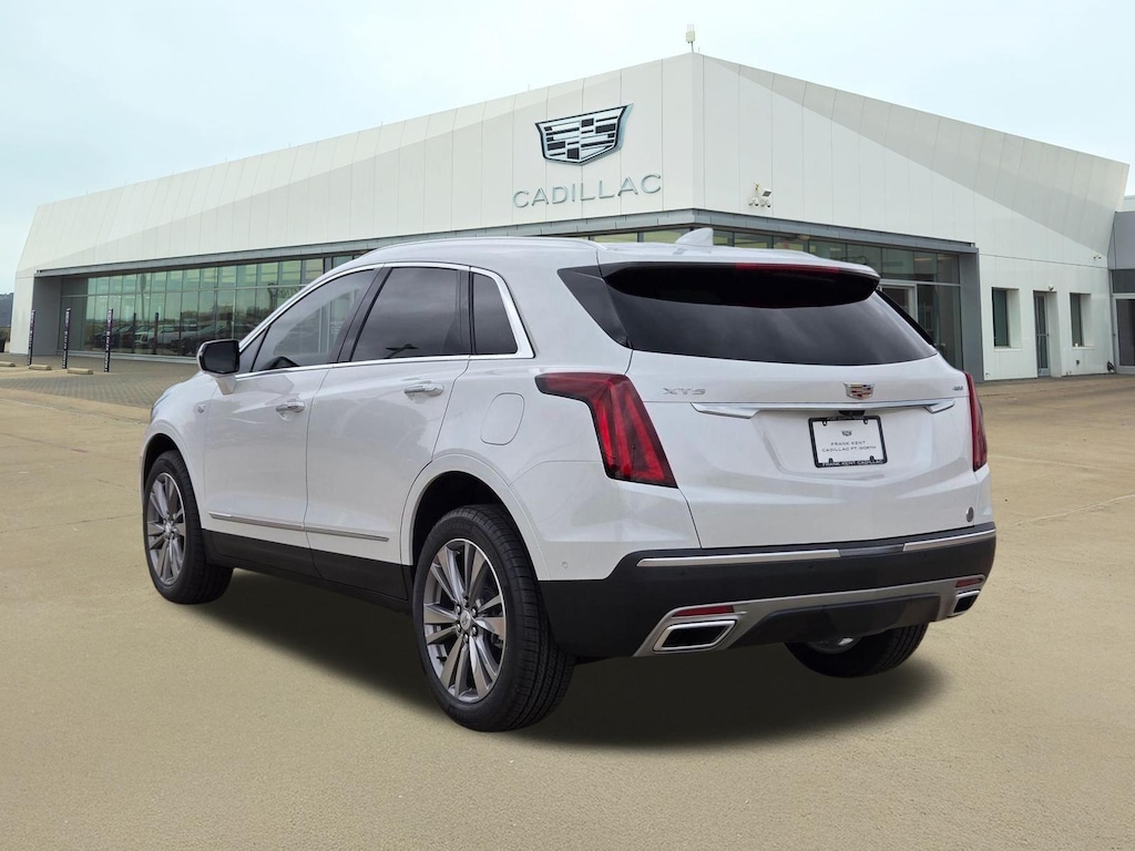 New 2026 CADILLAC XT5 Premium Luxury SUV
