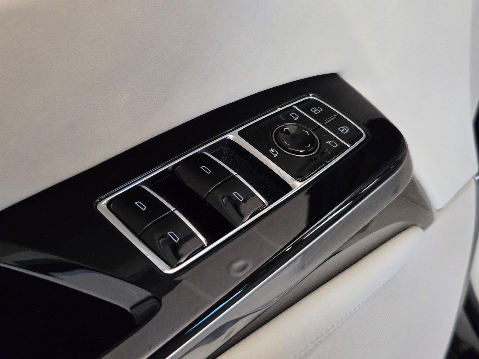 2026 Cadillac Escalade Platinum Sport - Photo 24