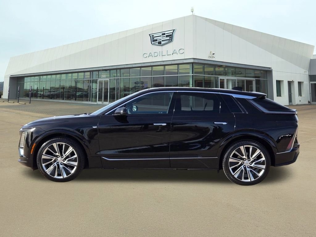 Certified 2025 CADILLAC LYRIQ Luxury 3 SUV