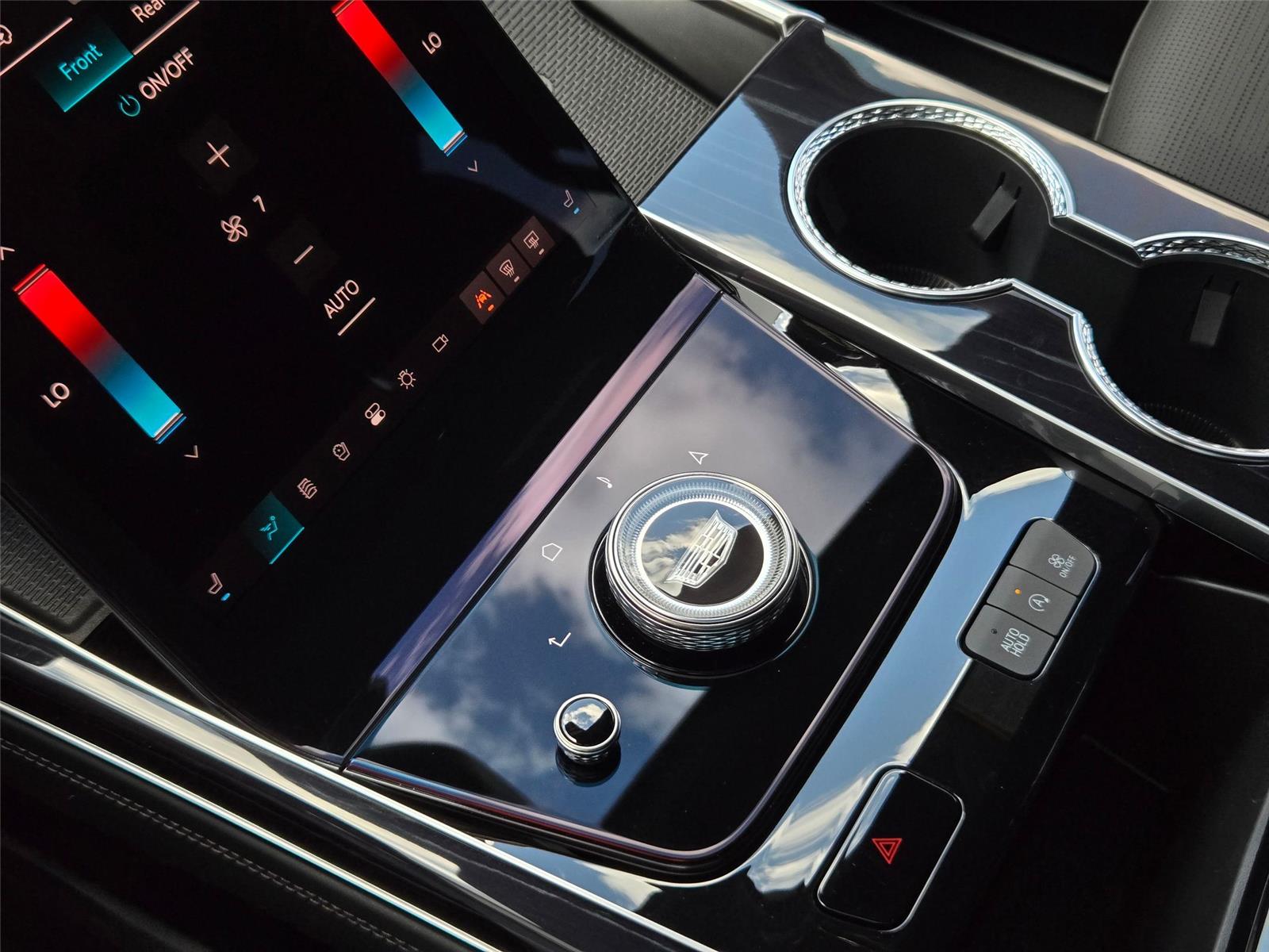 2026 Cadillac Escalade Sport - Photo 23