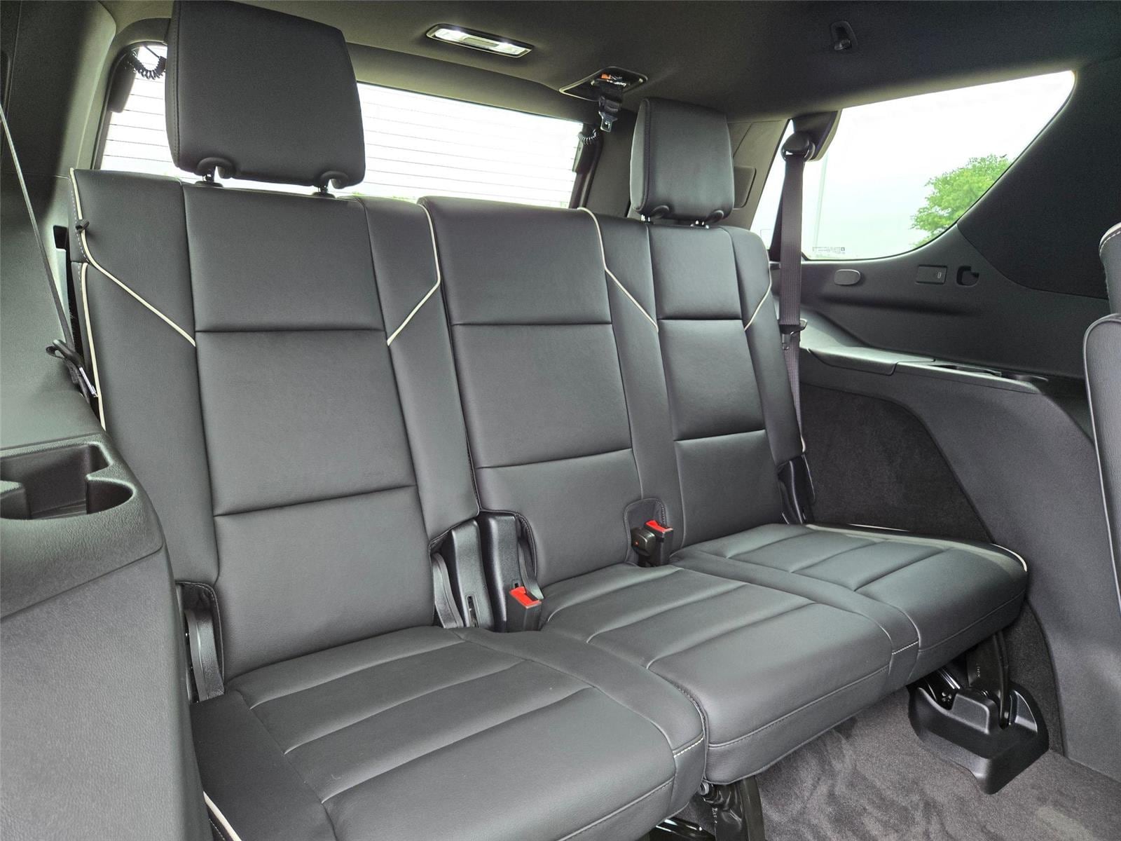 2026 Cadillac Escalade Luxury - Photo 32