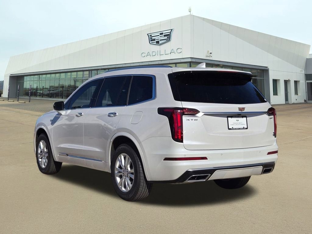 New 2025 CADILLAC XT6 Luxury SUV